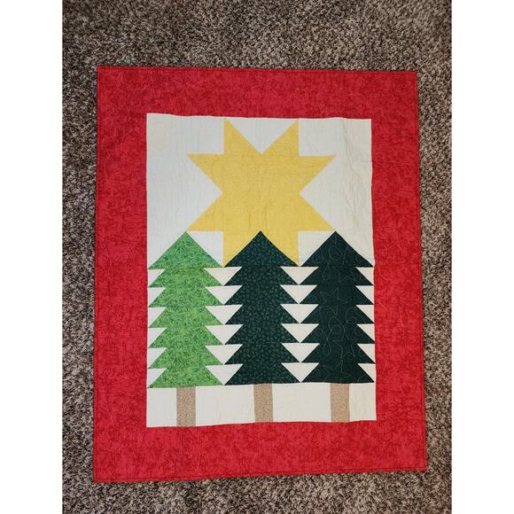 Quilt‎ Vintage Handmade Christmas 41" x 33" - Picture 1 of 4